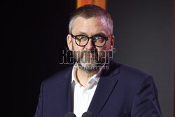 Mastercard OFF CAMERA 2025
