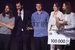 Mastercard OFF CAMERA 2025
