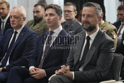 Podpisanie umowy na dostawę Satelitarnego Systemu Obserwacji Ziemi w programie MikroSAR