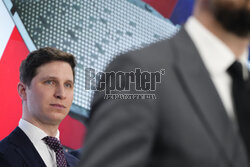 Podpisanie umowy na dostawę Satelitarnego Systemu Obserwacji Ziemi w programie MikroSAR