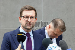 Konferencja posłów PiS przed NASK