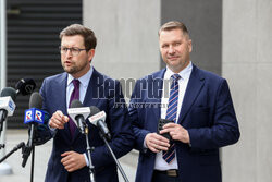 Konferencja posłów PiS przed NASK