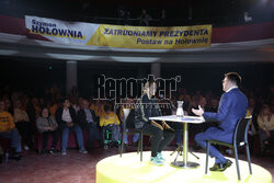 Finał kampanii Szymona Hołowni