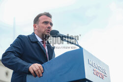 Sławomir Mentzen w Oświęcimiu