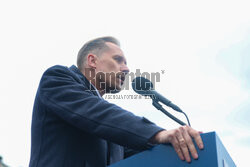 Sławomir Mentzen w Oświęcimiu