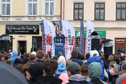 Sławomir Mentzen w Oświęcimiu