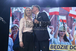 Finał kampanii Szymona Hołowni