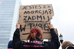 Demonstracja solidarnościowa z przychodnią aborcyjną Abotak
