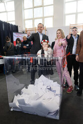 Wybory prezydenckie 2025 - głosowania VIP-ów