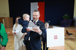 Wybory prezydenckie 2025 - głosowania VIP-ów