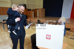 Wybory prezydenckie 2025 - głosowania VIP-ów