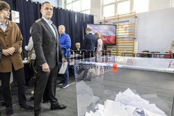 Wybory prezydenckie 2025 - głosowania VIP-ów