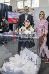 Wybory prezydenckie 2025 - głosowania VIP-ów
