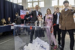Wybory prezydenckie 2025 - głosowania VIP-ów