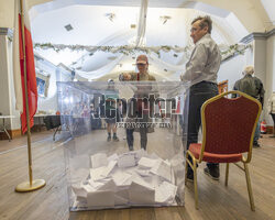 Wybory prezydenckie 2025 - głosowanie w Anglii