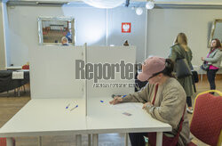 Wybory prezydenckie 2025 - głosowanie w Anglii