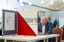 Wybory prezydenckie 2025 - głosowanie w Anglii