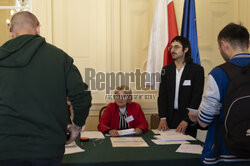 Wybory prezydenckie 2025 - głosowanie we Francji