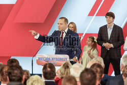 Wieczór wyborczy Karola Nawrockiego