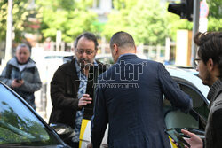 Jean Reno przed studiem DDTVN