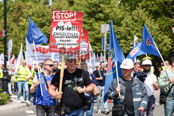 Protest hutników w Warszawie