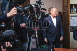 Donald Tusk na odprawie z kierownictwem Marynarki Wojennej w Gdyni