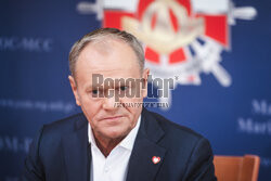 Donald Tusk na odprawie z kierownictwem Marynarki Wojennej w Gdyni