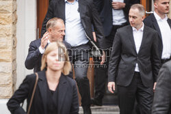 Donald Tusk na odprawie z kierownictwem Marynarki Wojennej w Gdyni