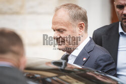 Donald Tusk na odprawie z kierownictwem Marynarki Wojennej w Gdyni