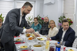 Spotkanie Rafała Trzaskowskiego  z rolnikami w Niecieczy