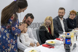 Spotkanie Rafała Trzaskowskiego  z rolnikami w Niecieczy