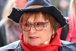 Znani przed studiem DDTVN (28.03)