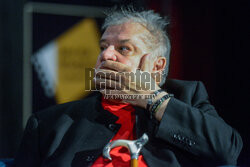 Spotkanie po pokazie filmu "Sny pełne dymu" Doroty Kędzierzawskiej