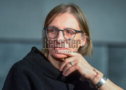 Spotkanie po pokazie filmu "Sny pełne dymu" Doroty Kędzierzawskiej