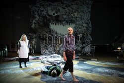 "Pulverkopf" w Nowym Teatrze