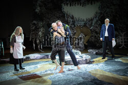 "Pulverkopf" w Nowym Teatrze