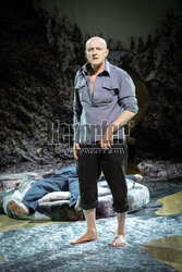 "Pulverkopf" w Nowym Teatrze