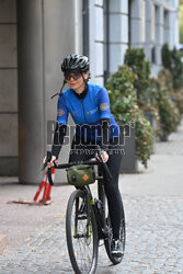 Znani przed studiem DDTVN (12.04)