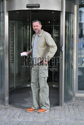 Znani przed studiem DDTVN (12.04)