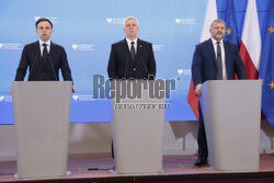 Konferencja ministrów: Domańskiego, Żurka i Siemoniaka