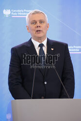 Konferencja ministrów: Domańskiego, Żurka i Siemoniaka