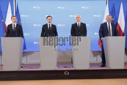 Konferencja ministrów: Domańskiego, Żurka i Siemoniaka