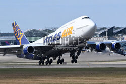 Jumbo jet na lotnisku w Gdańsku