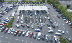  Kolejki na stacji paliw Costco w Thurrock w Essex