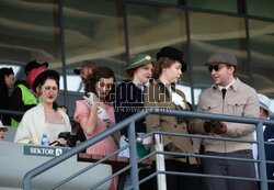 Rozpoczyna się sezon wyścigowy na Torze Służewiec w Warszawie