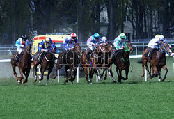 Rozpoczyna się sezon wyścigowy na Torze Służewiec w Warszawie