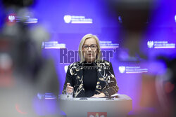 Paulina Hennig-Kloska nt. nieprawidłowości w programie "Czyste Powietrze"