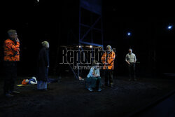 "Prowadź swój pług przez kości umarłych" w Teatrze Narodowym