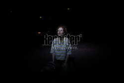 "Prowadź swój pług przez kości umarłych" w Teatrze Narodowym