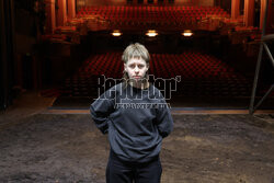 "Prowadź swój pług przez kości umarłych" w Teatrze Narodowym